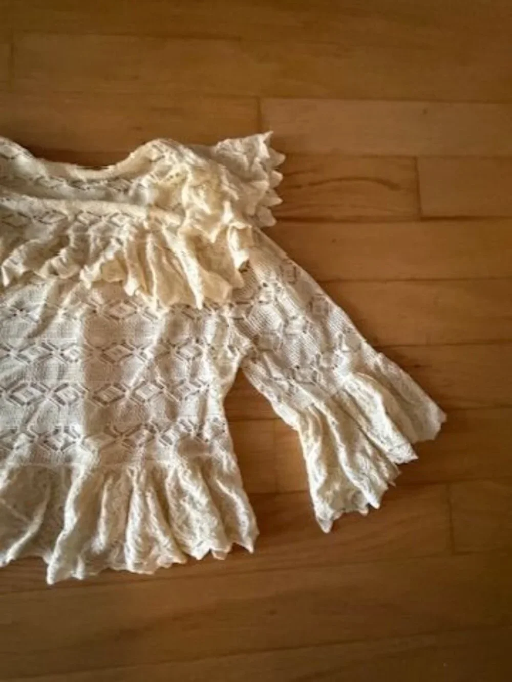 Zara Women's Small Cream/Yellow 3/4 Sleeve Lace Ruffled Button Up Cardigan